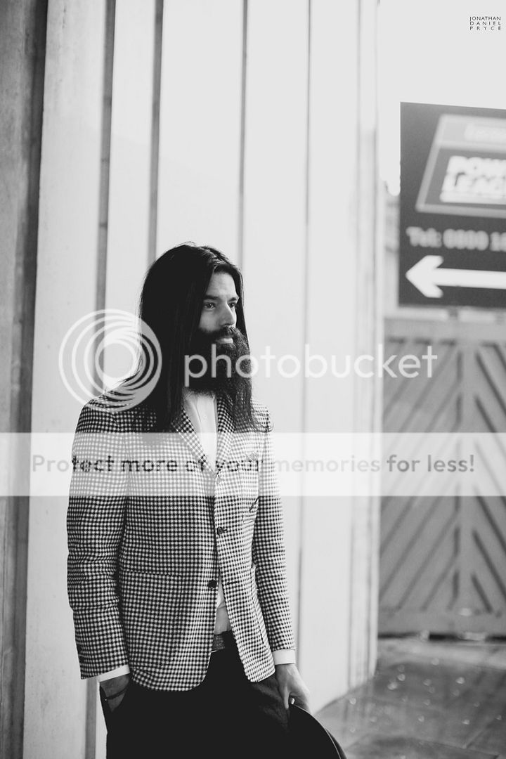 photo IMG_4220bwss.jpg